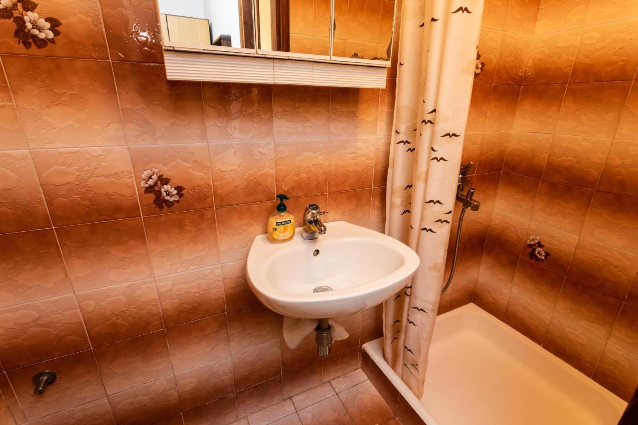 Rooms & Studio Apartment Mira Baška Buitenkant foto