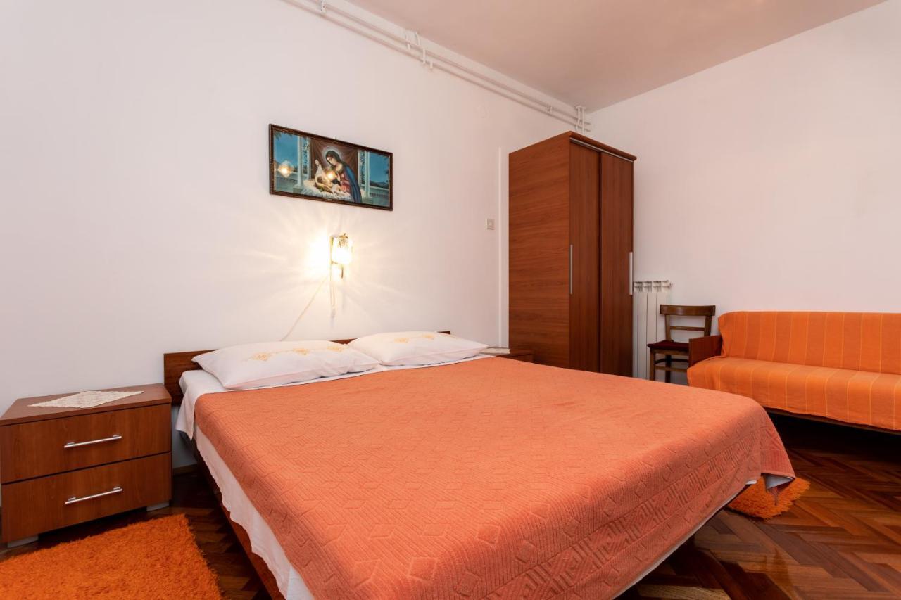 Rooms & Studio Apartment Mira Baška Buitenkant foto