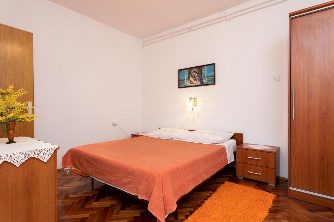 Rooms & Studio Apartment Mira Baška Buitenkant foto
