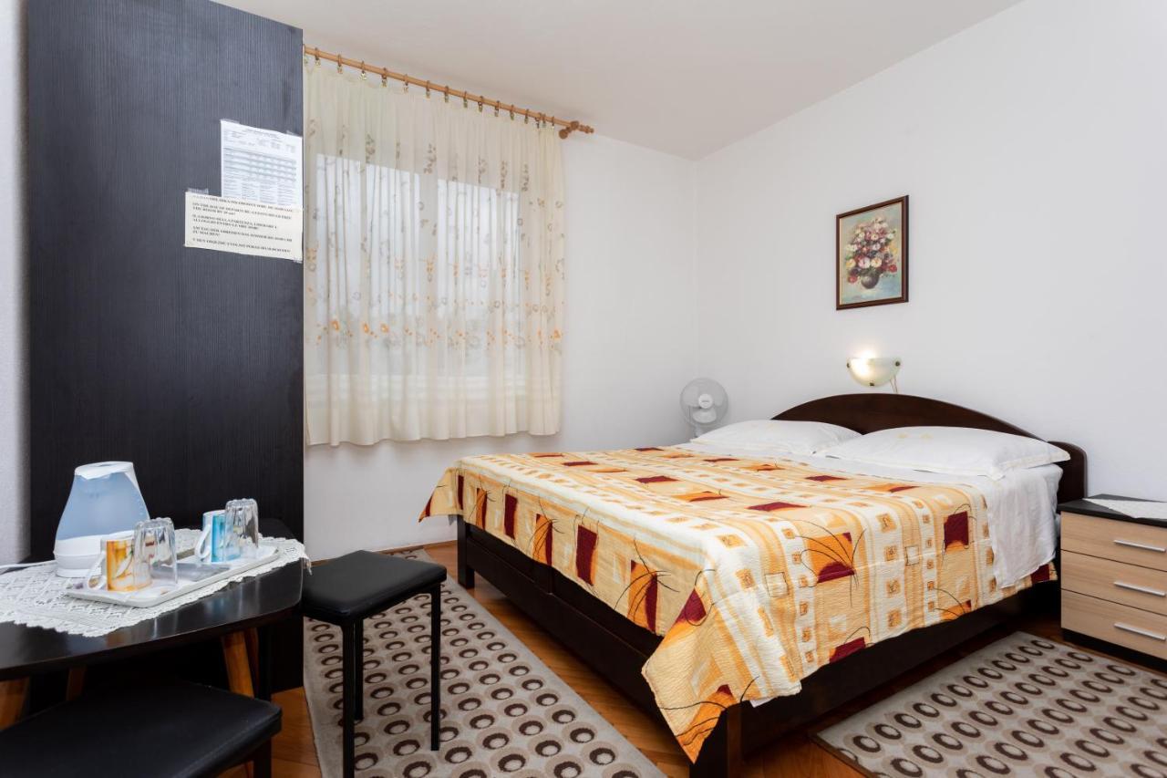 Rooms & Studio Apartment Mira Baška Buitenkant foto