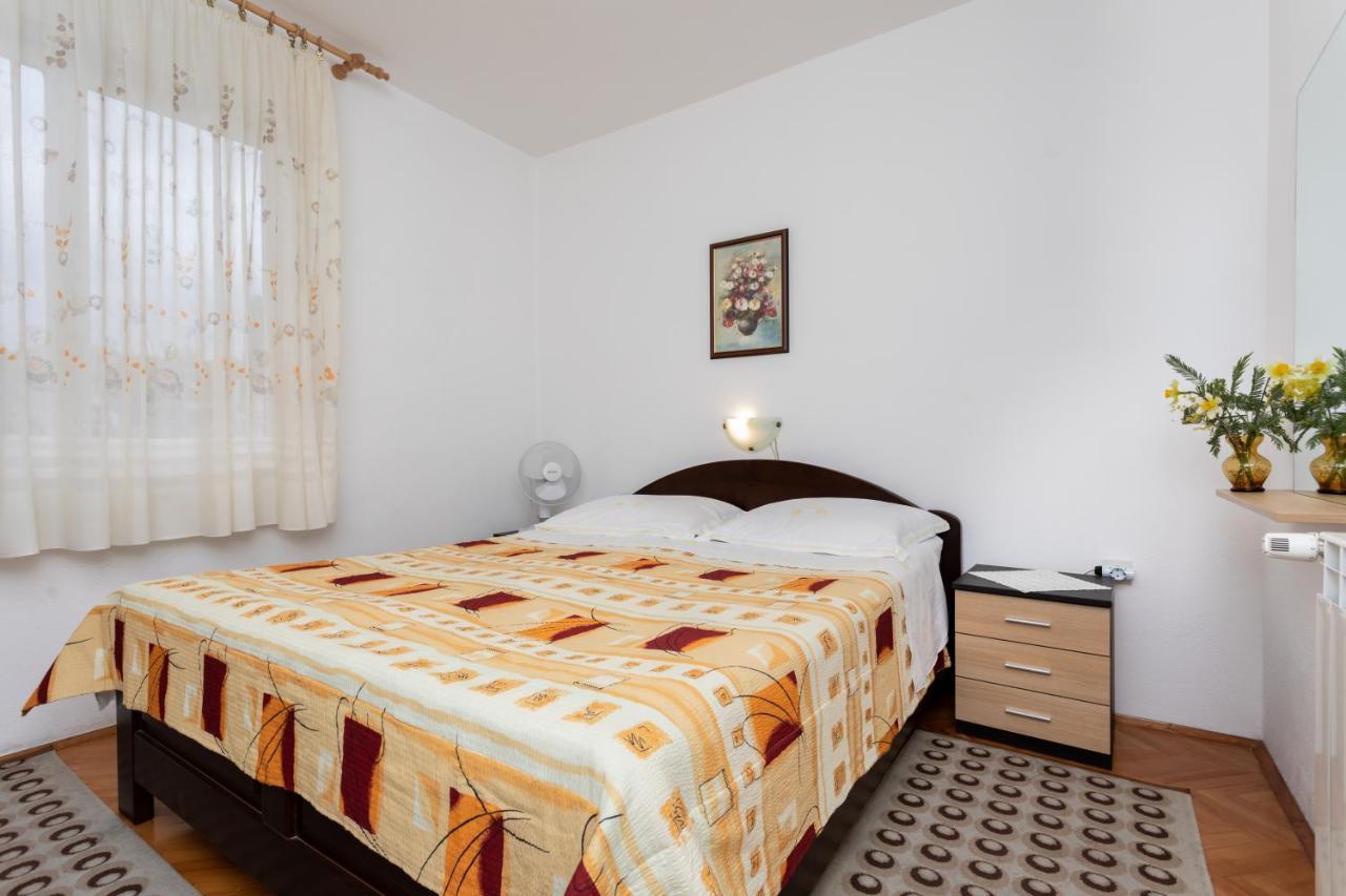 Rooms & Studio Apartment Mira Baška Buitenkant foto