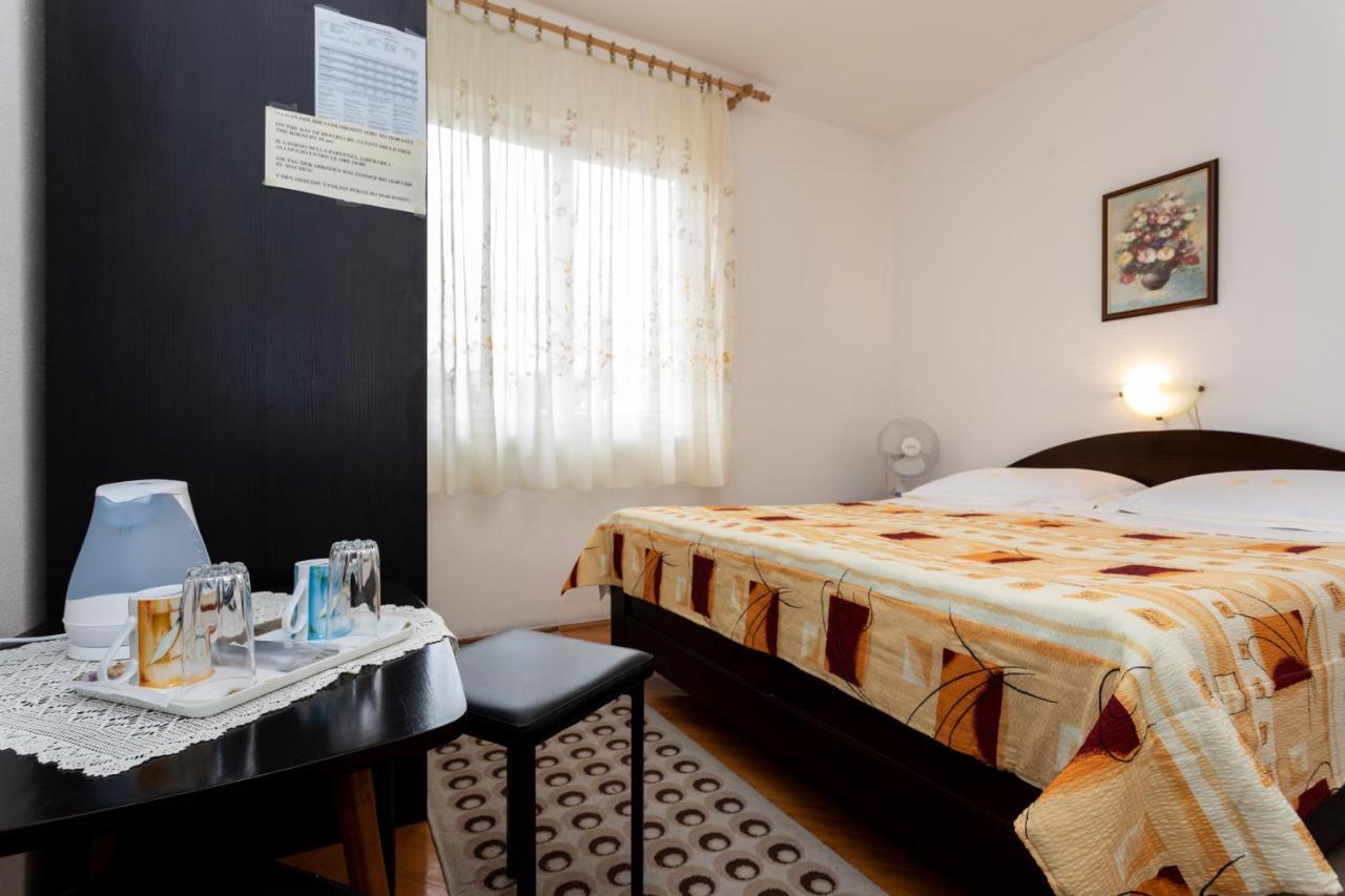 Rooms & Studio Apartment Mira Baška Buitenkant foto