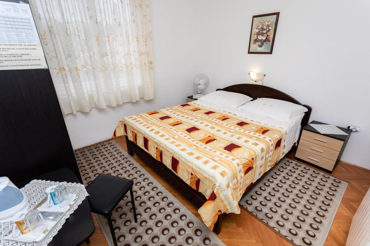 Rooms & Studio Apartment Mira Baška Buitenkant foto